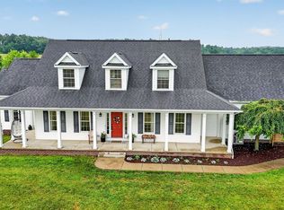 5624 Mapleton St SE, East Canton, OH 44730