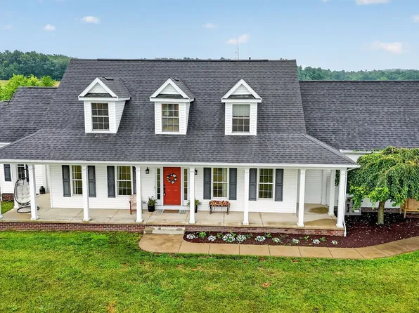 5624 Mapleton St SE, East Canton, OH 44730