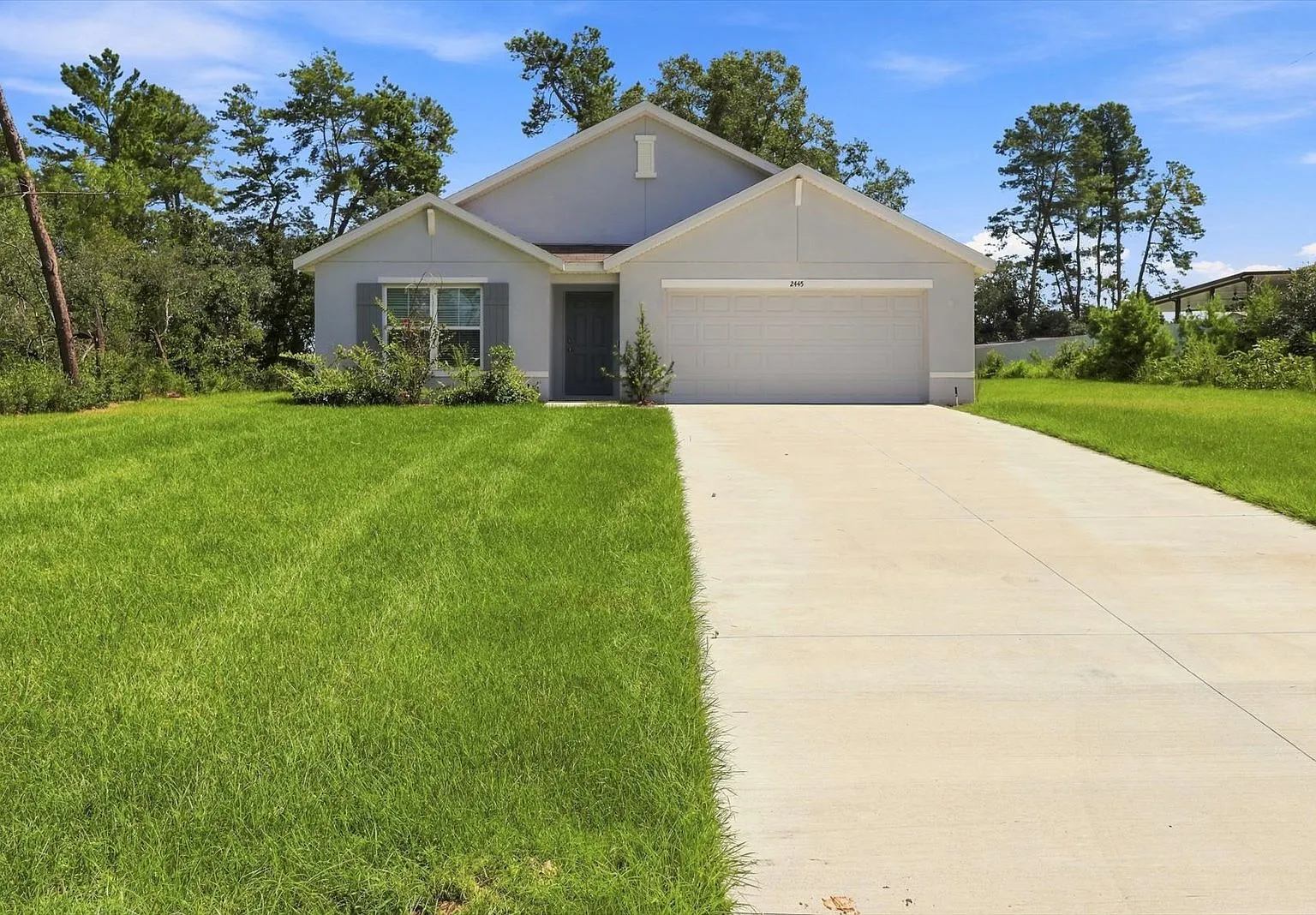 4 bed, 1828 sqft, $2,100 — Photo 2