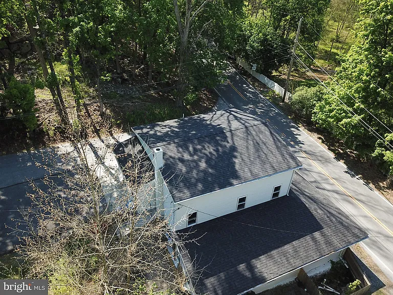 798 Creek Rd #2 — Photo 12