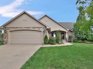 8010 W Westlakes St, Wichita, KS 67205