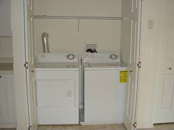 2nd image of 4958 Brightleaf Ct