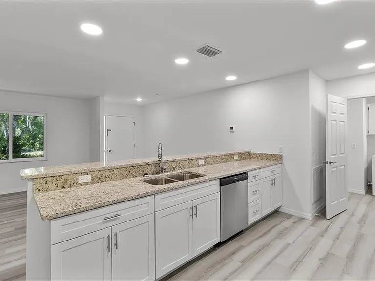 1255 S Estate Point — Photo 11