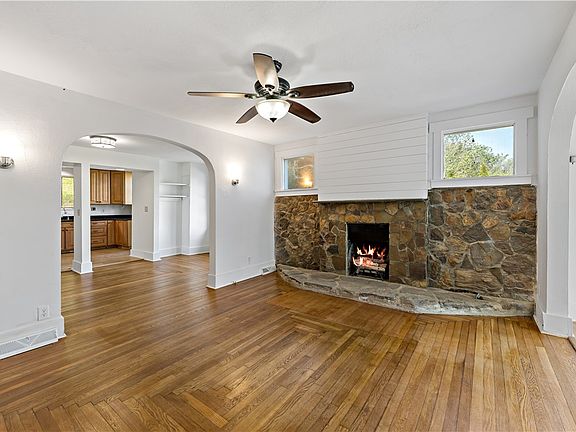 5th image of 166 Warrendale Bakerstown Rd