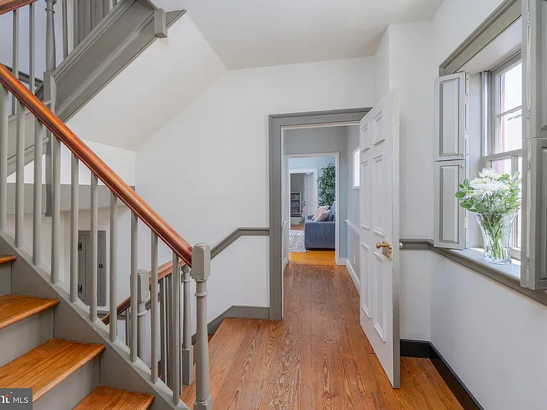 806 S Ann St — Photo 14