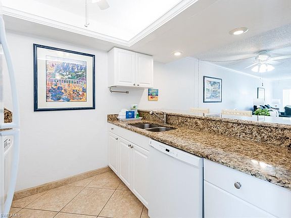 5th image of 1246 Fulgur St Unit 302