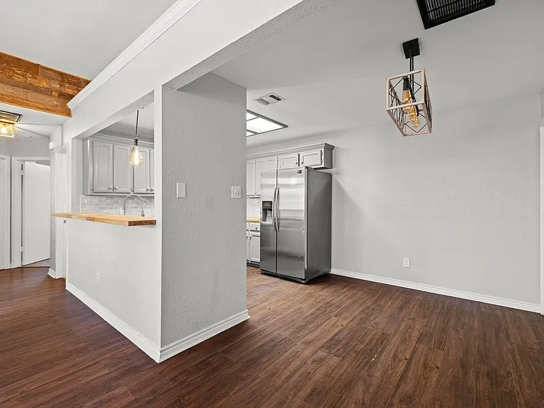 820 Mica Ln — Photo 10