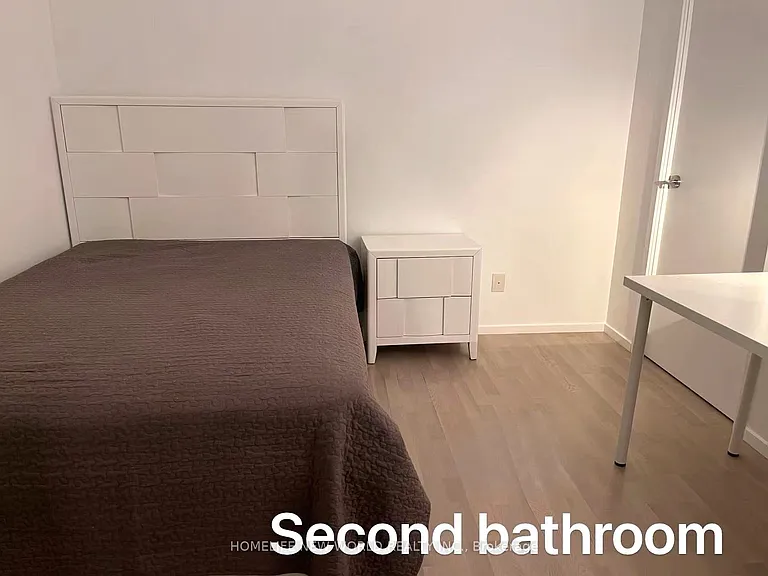 101 Charles St E #610 — Photo 11