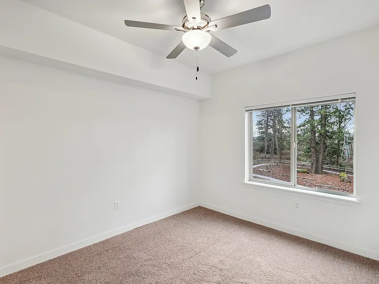 Large cozy bedrooms with ceiling fans Large cozy bedrooms with ceiling fans