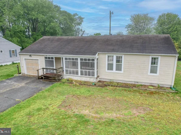 85 Woodland Ave, Ocean View, DE 19970