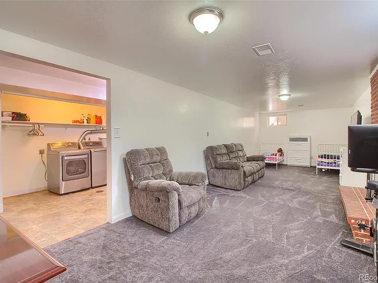 3071 S Hobart Way — Photo 31