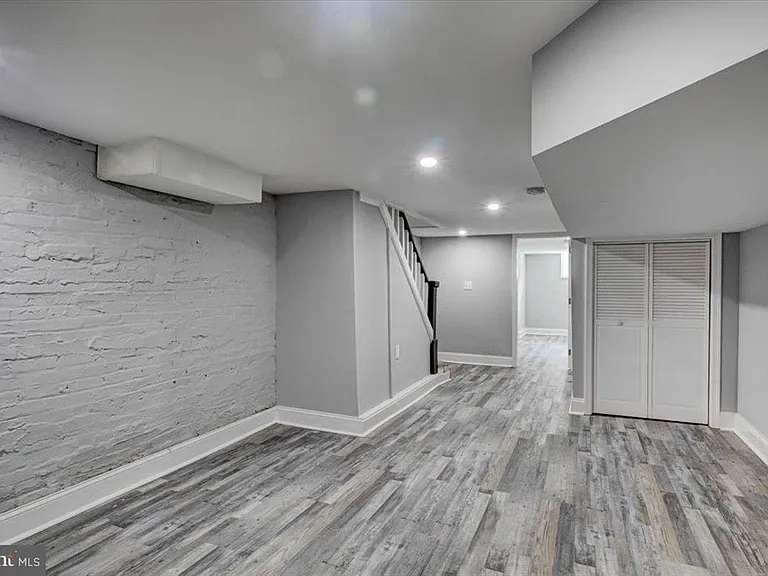 514 S Lehigh St — Photo 14