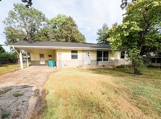 804 Cs Woods Blvd, Bull Shoals, AR 72619