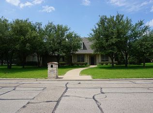 1021 Summer Field Cir, Mc Gregor, TX 76657