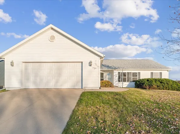 2161 Agate St, Marion, IA 52302