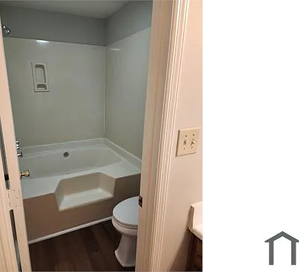 8095 Woodlake Dr — Photo 10