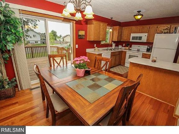 2nd image of 6213 Kahler Dr NE