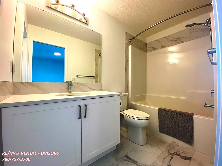 1007 Daniels Loop SW — Photo 18