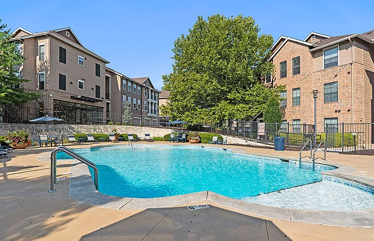 West End at City Center Apartment Homes — Photo 25
