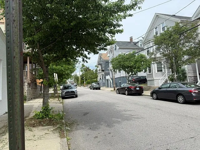 113 Calverly St #2 — Photo 36