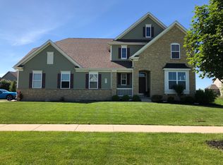 811 Snow St, Sugar Grove, IL 60554