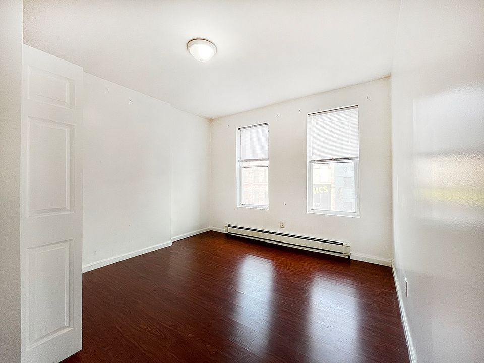 1st image of 380 Knickerbocker Ave #3R