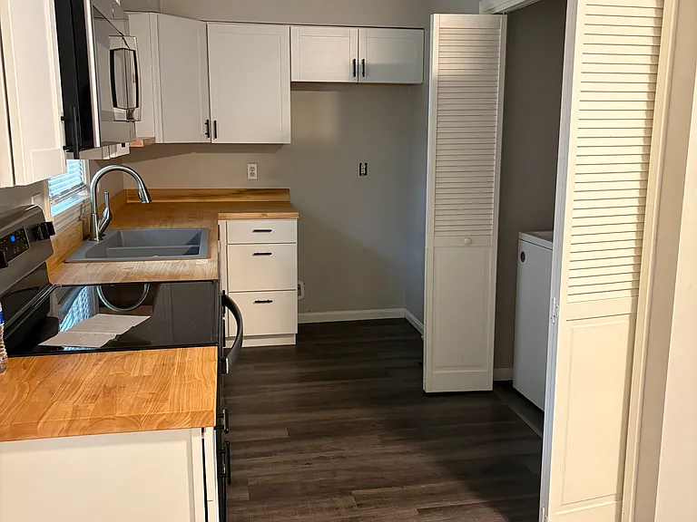 2609B Sunset Ln — Photo 3