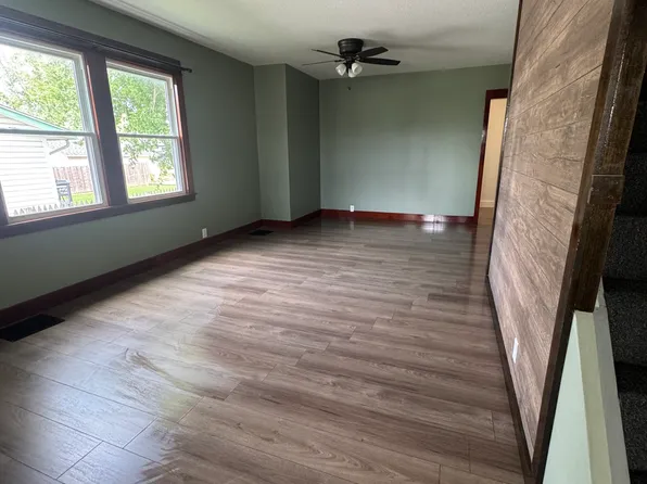 1010 Wingert St #1/2, Bucyrus, OH 44820