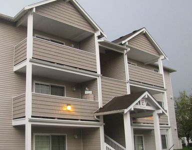 1001 W Casino Rd APT E202, Everett, WA, 98204