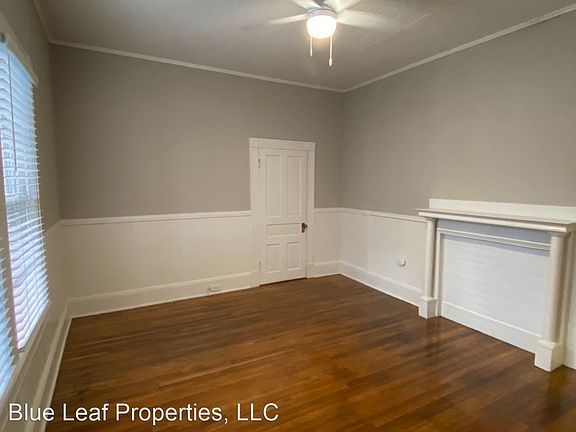 3rd image of 207 E Bessemer Ave #9031076