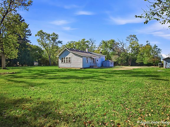 3rd image of 3320 Bull Valley Rd