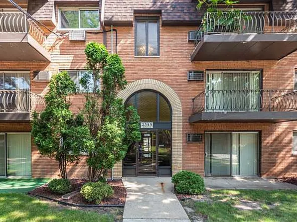 2345 185th Ct #424, Lansing, IL 60438