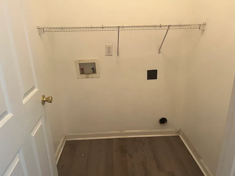 7229 Brighton Hill Ln — Photo 14