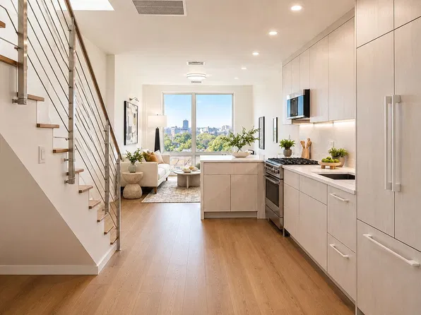 379 Ocean Pkwy #Pha, Brooklyn, NY 11218