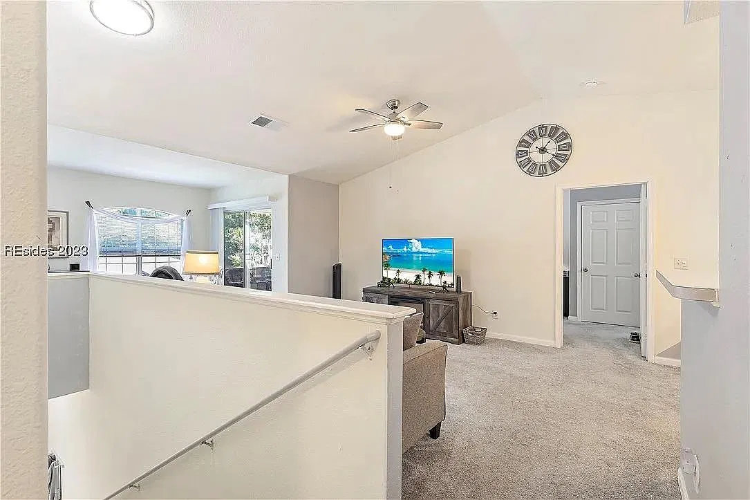 897 Fording Island Rd — Photo 3