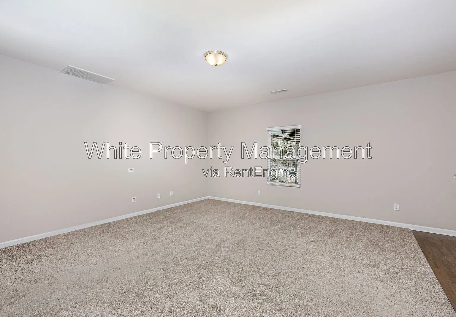 3 bed, 2.5 bath, 1947 sqft, $2,095 — Photo 4