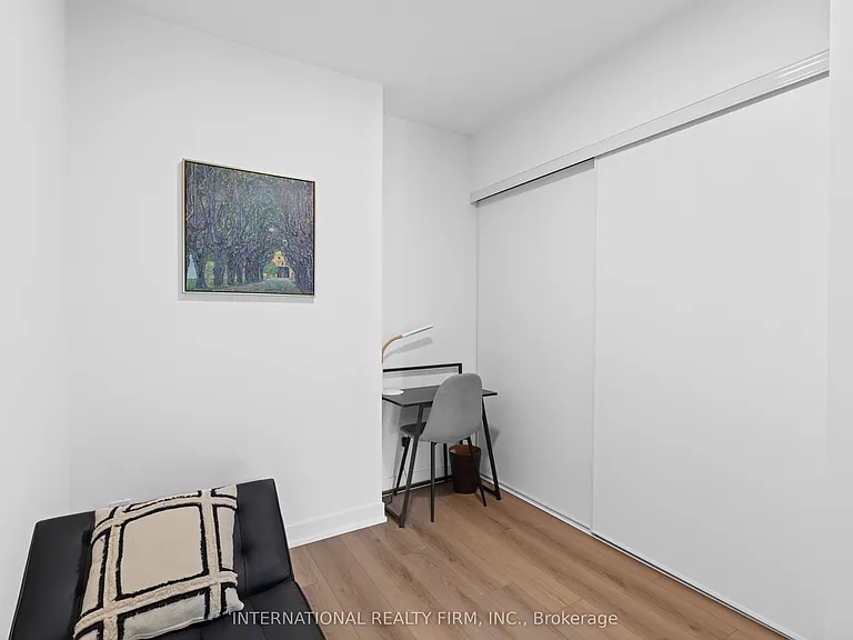 5 Lakeview Ave #409 — Photo 14