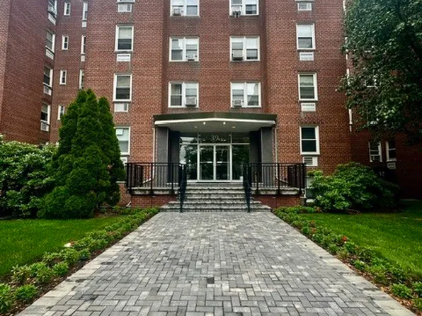 39 Glenbrook Road #1H, Stamford, CT 06902