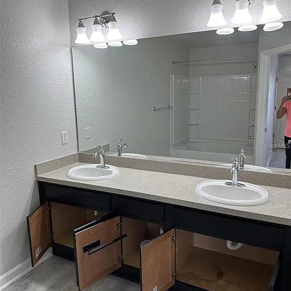 4500 SW 52nd Cir #105 — Photo 15