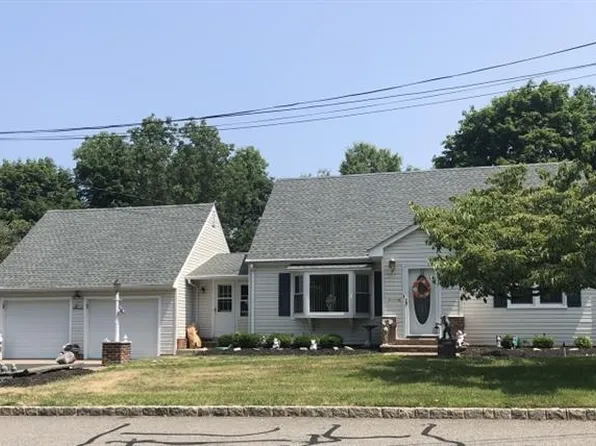 15 Douglas Ave, Madison, NJ 07940
