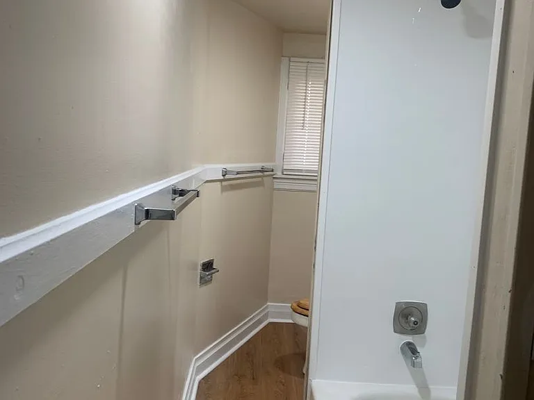 821 Lanvale St — Photo 18
