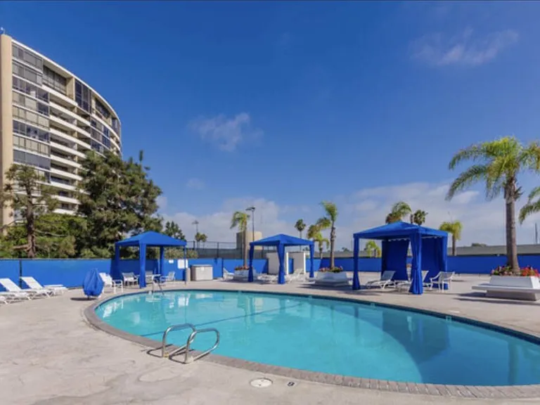 4335 Marina City Dr #642 — Photo 31