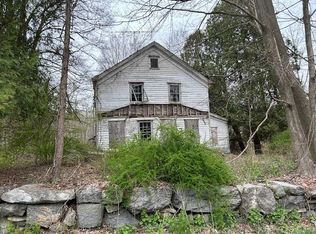 149 Dixon Rd, Carmel, NY 10512