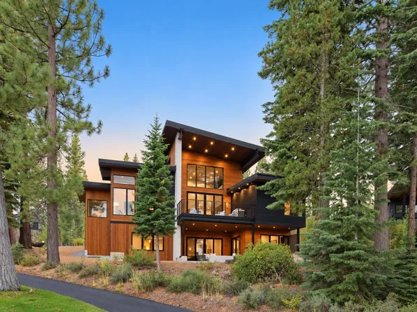 9337 Heartwood Dr, Truckee, CA 96161