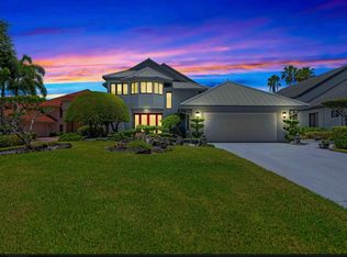 13725 Rivoli Dr, Palm Beach Gardens, FL 33410