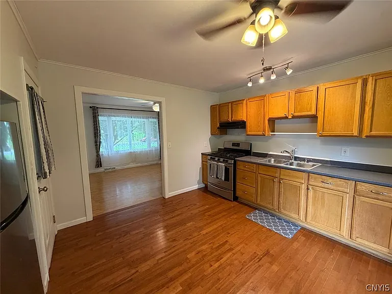 1648 White Bridge Rd — Photo 6