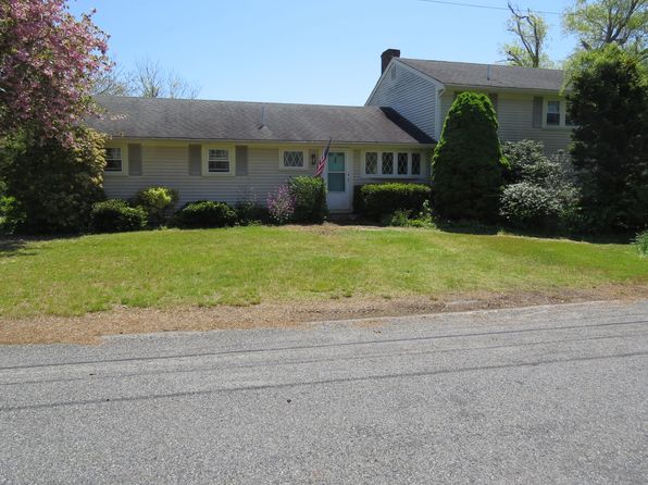 20 Lakeside Terrace, Harwich, MA 02645