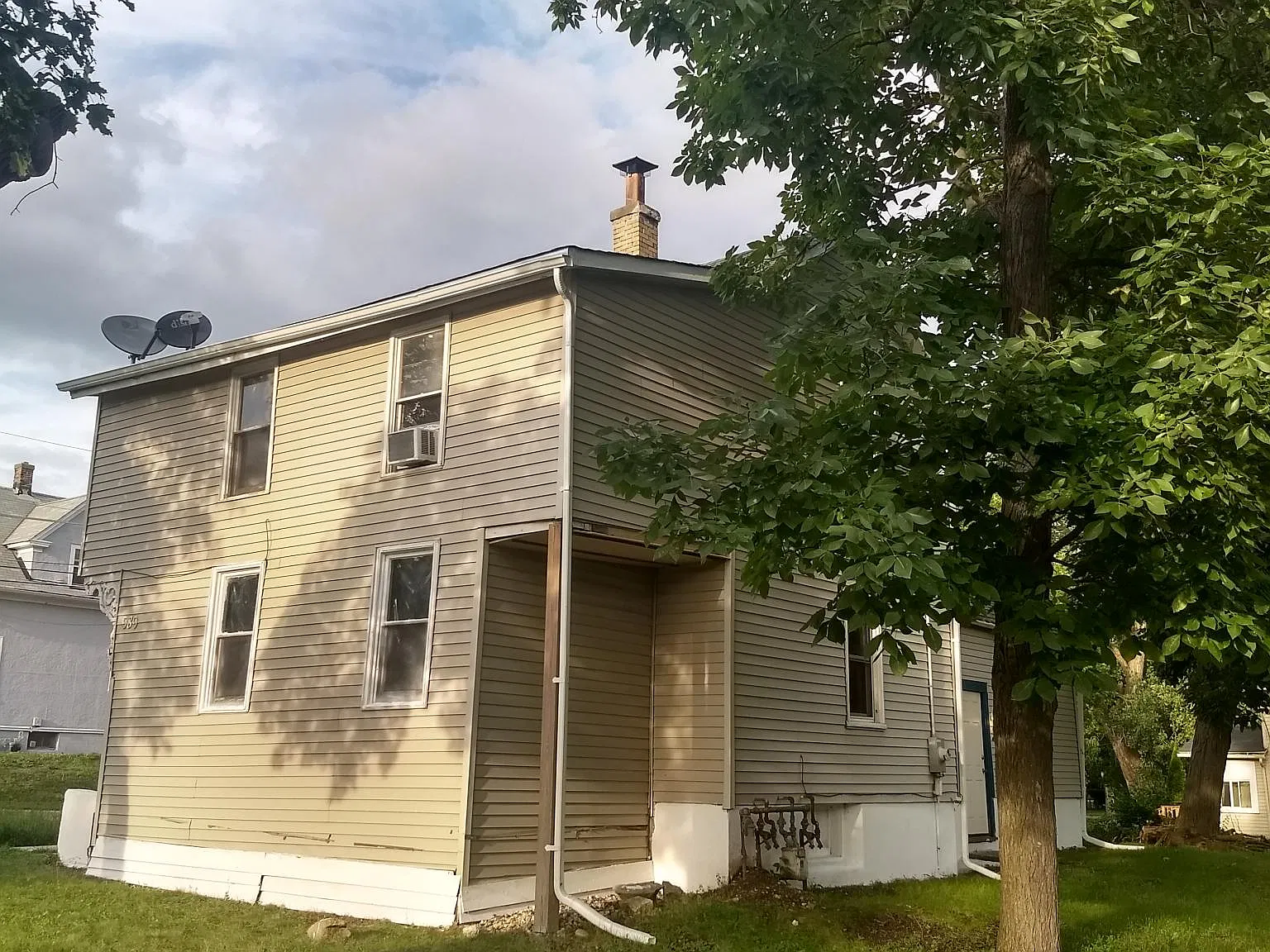 4 bed, 1550 sqft, $1,900 — Photo 4