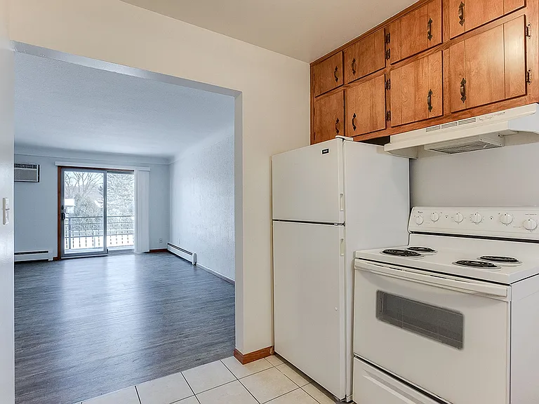 Arden Court Apartments — Photo 6