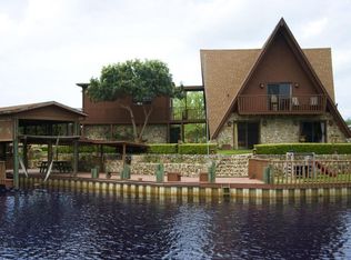 138 Palm Trl E, East Palatka, FL 32131